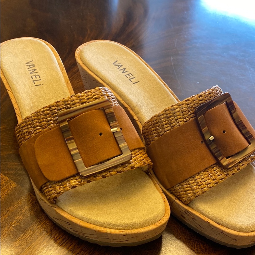 Vaneli Women's Tan Woven Slide Sandals